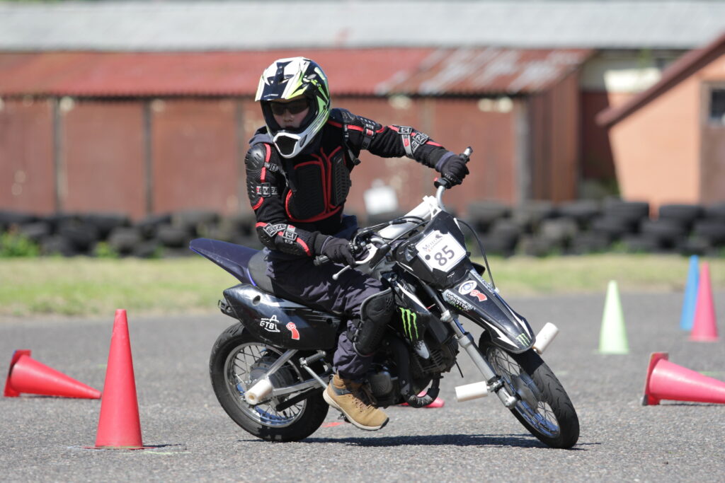 Motogymkhana Kolín děti Yamaha TTR 110
