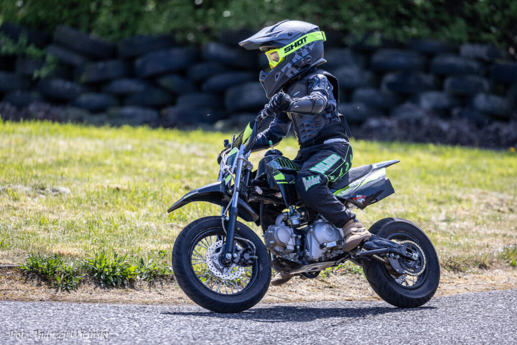 dětská kategorie na MMČR v Motogymkhaně